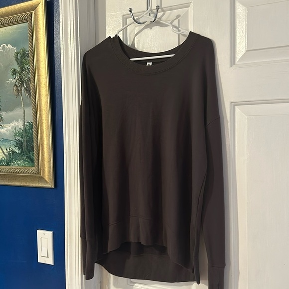 Women’s Athleta Gray COASTER LUXE Long Sleeve SWEATSHIRT Size Medium - Picture 1 of 8
